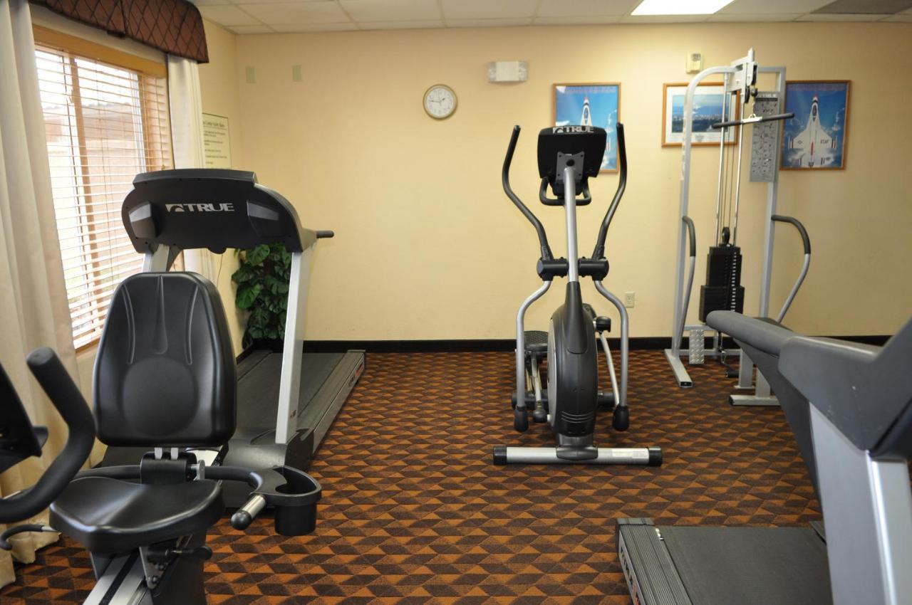 Holiday Inn Express Las Vegas-Nellis By Ihg Bagian luar foto