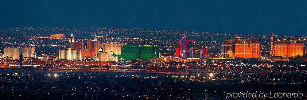 Holiday Inn Express Las Vegas-Nellis By Ihg Bagian luar foto