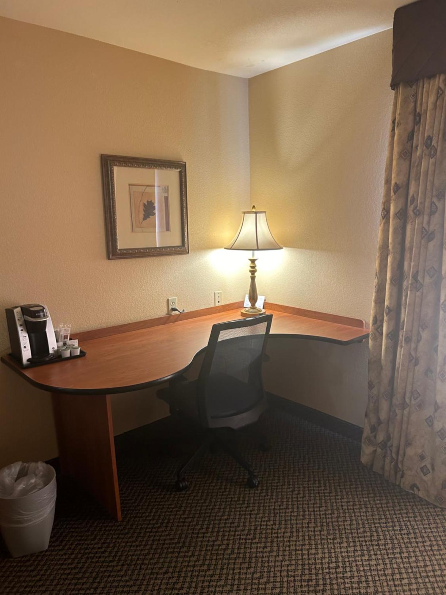 Holiday Inn Express Las Vegas-Nellis By Ihg Bagian luar foto