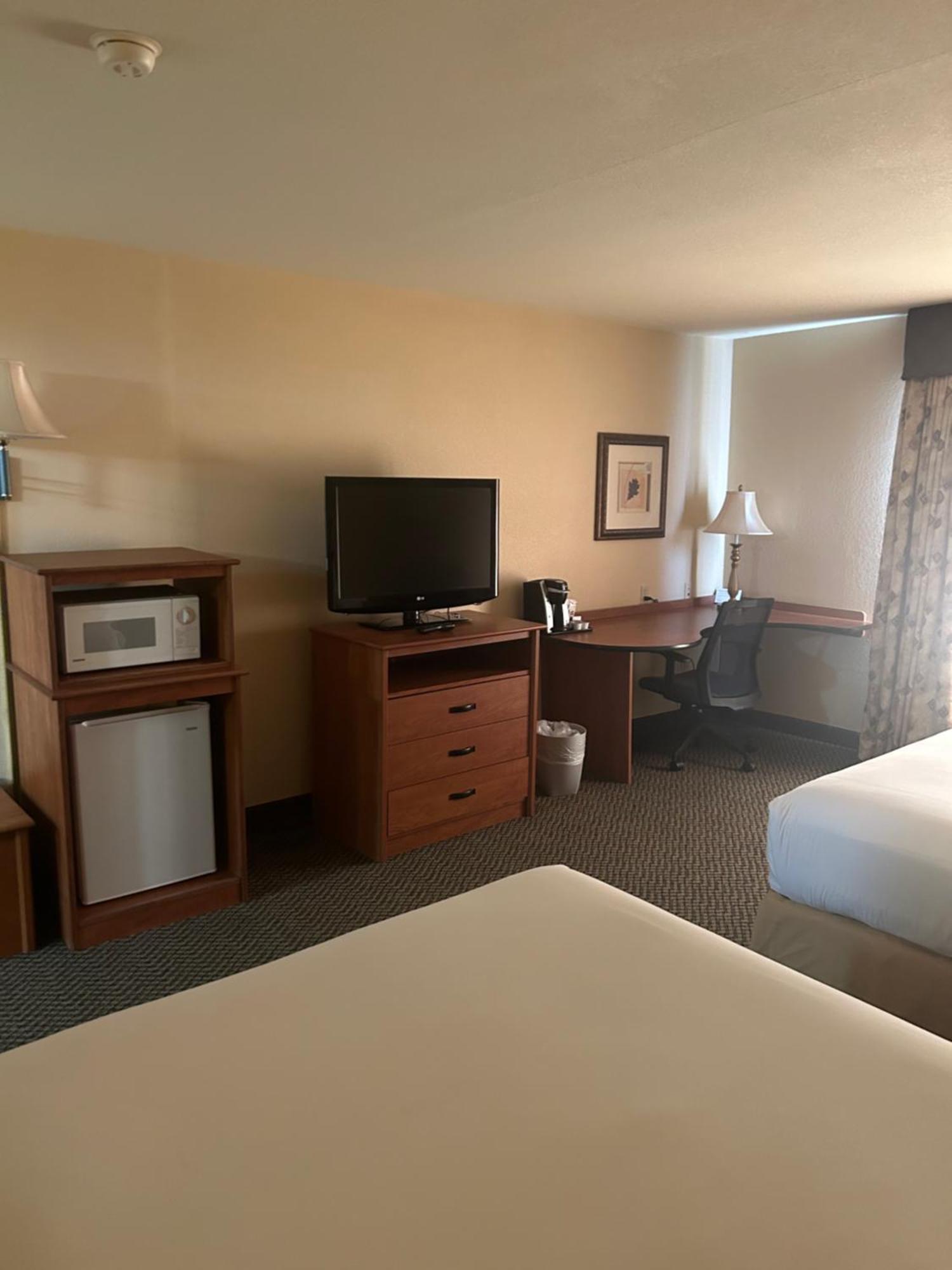 Holiday Inn Express Las Vegas-Nellis By Ihg Bagian luar foto