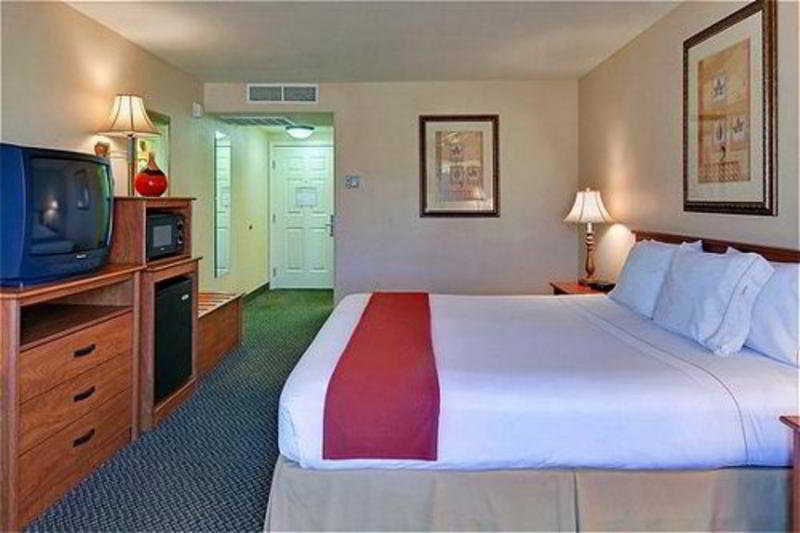 Holiday Inn Express Las Vegas-Nellis By Ihg Ruang foto