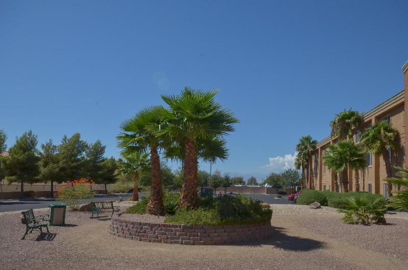 Holiday Inn Express Las Vegas-Nellis By Ihg Bagian luar foto