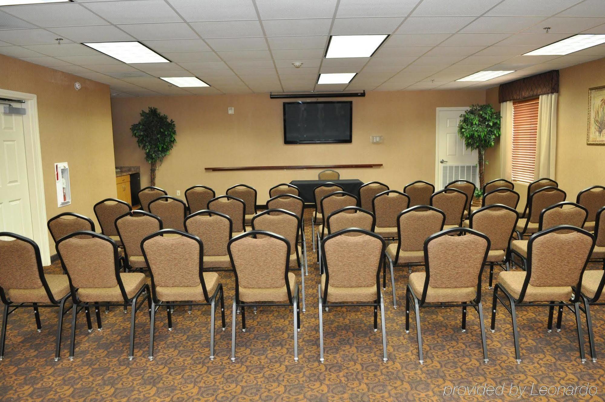 Holiday Inn Express Las Vegas-Nellis By Ihg Bagian luar foto